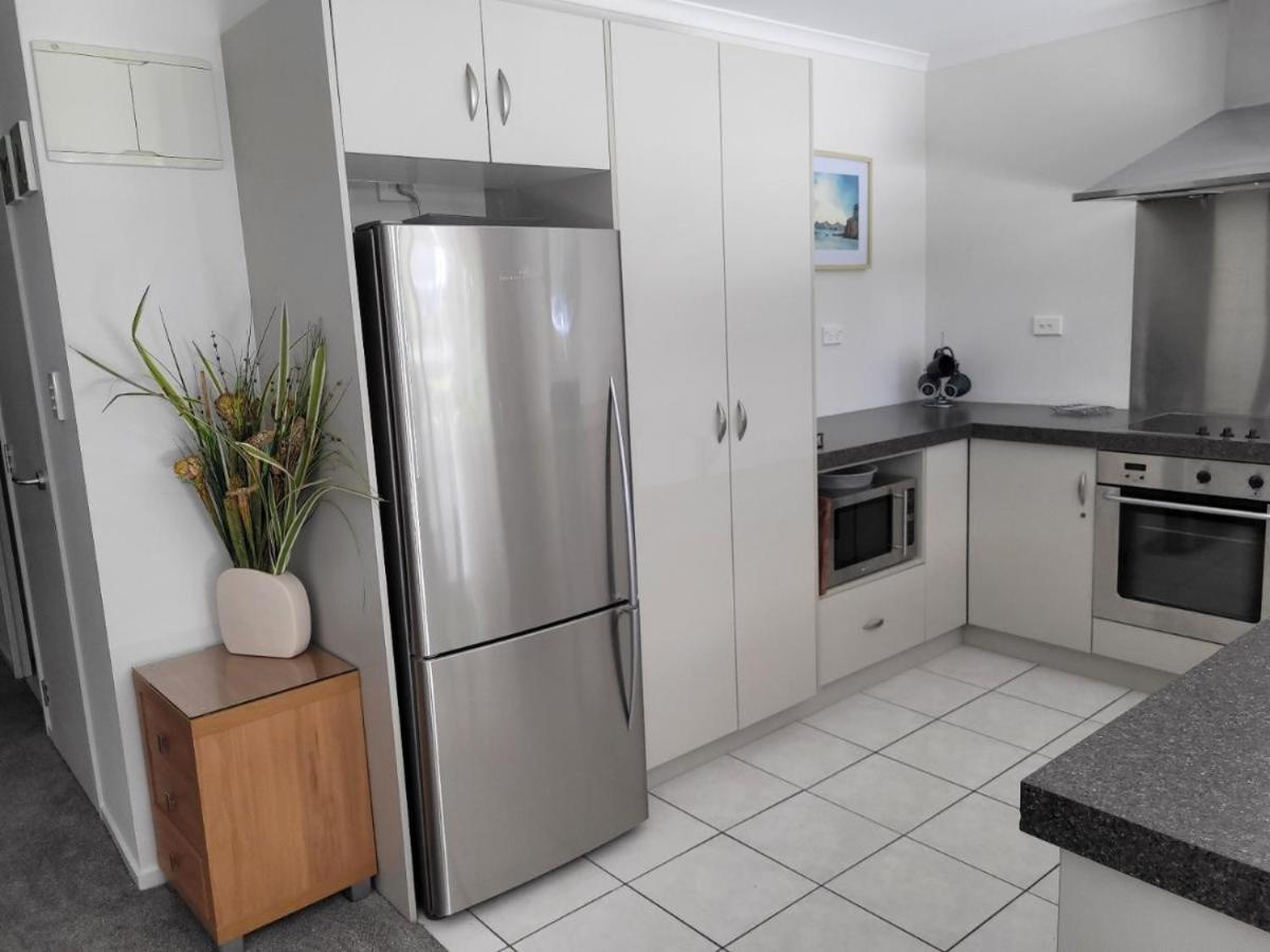 Marina Park Apartments Whitianga Exterior foto